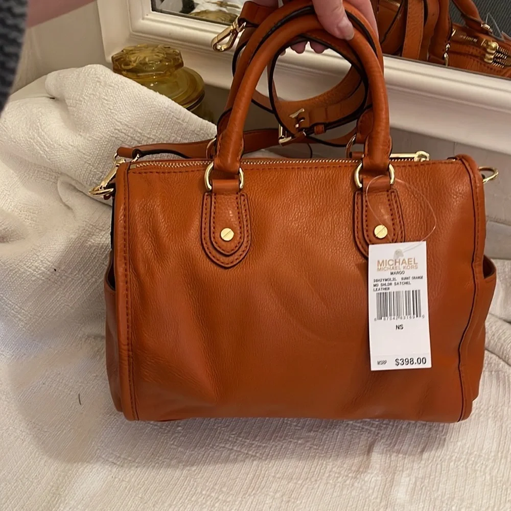 MICHAEL KORS-Margo satchel in burnt orange - NWT
